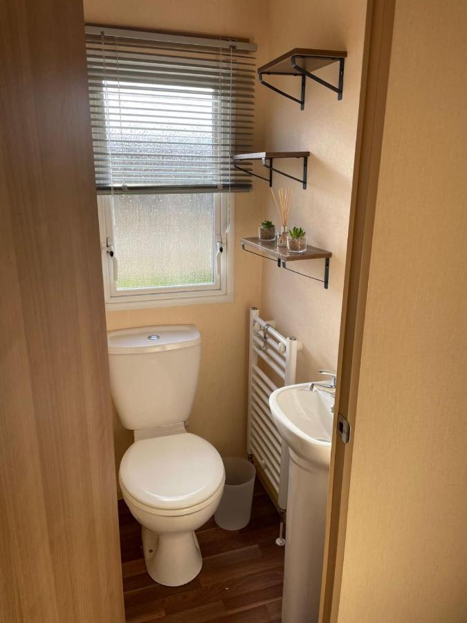 Golden Palm Resort - Appleby - Coastal Caravan Breaks Chapel St. Leonards Exterior foto